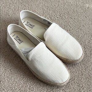 TOMS Women’s Cream Slip-On Loafers